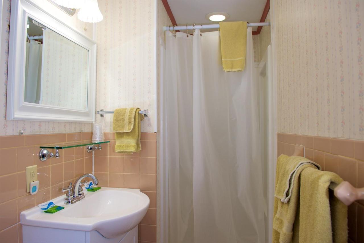 Myer Country Motel ミルフォード エクステリア 写真
